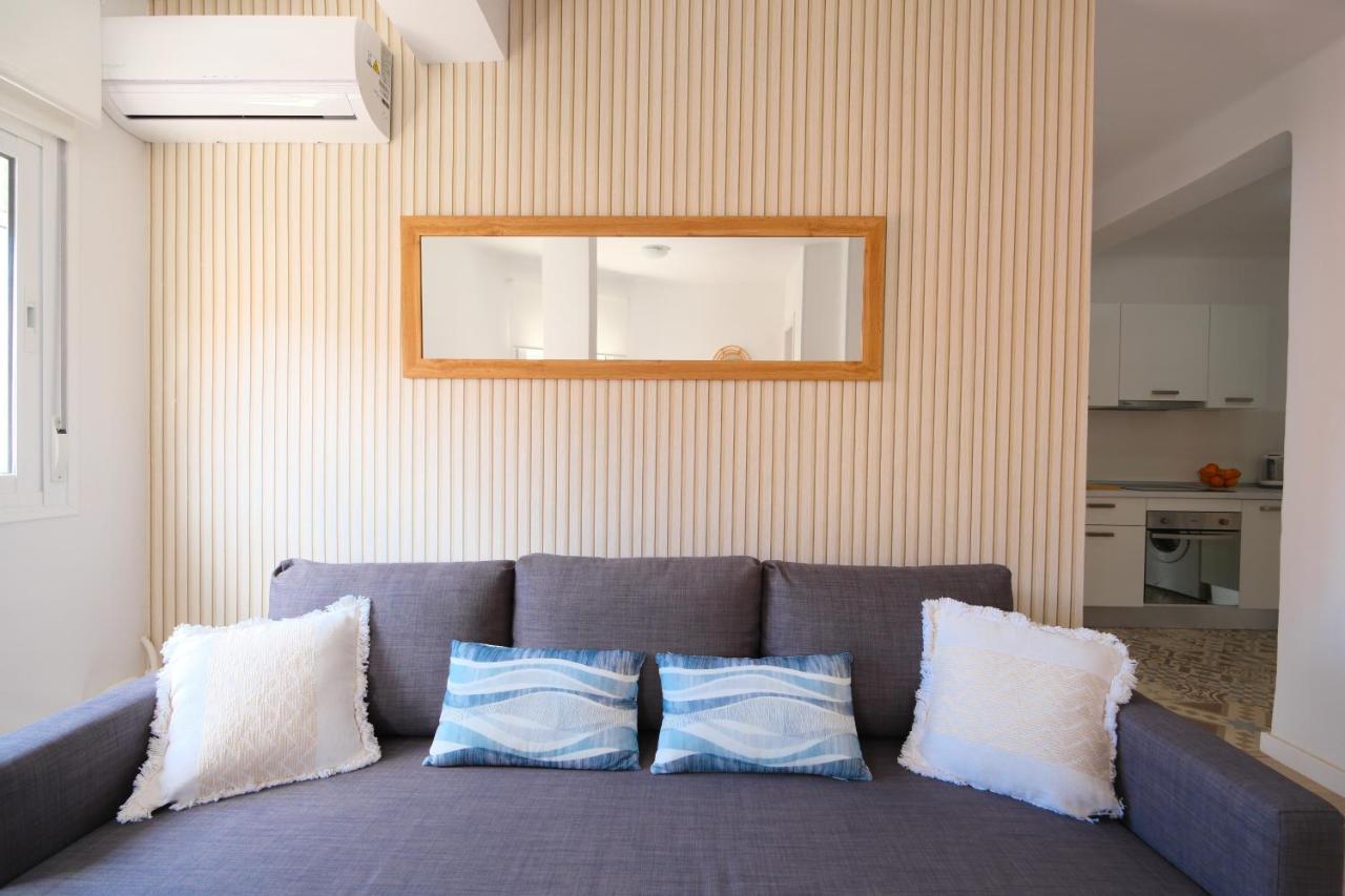 Lovely Apartment Malaga Exterior photo